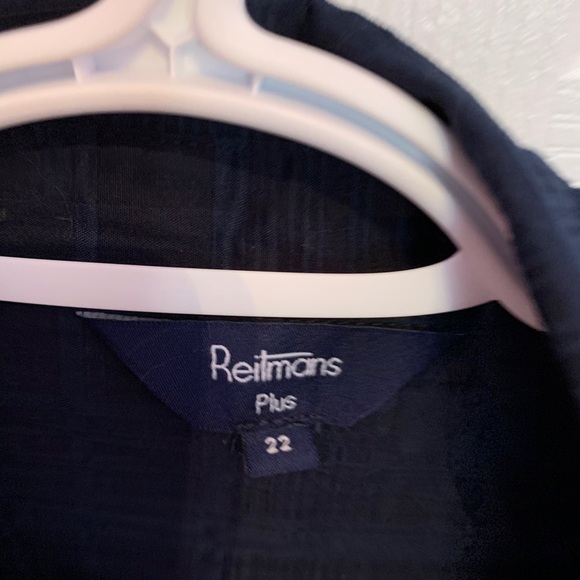 Blouse - Picture 2 of 2